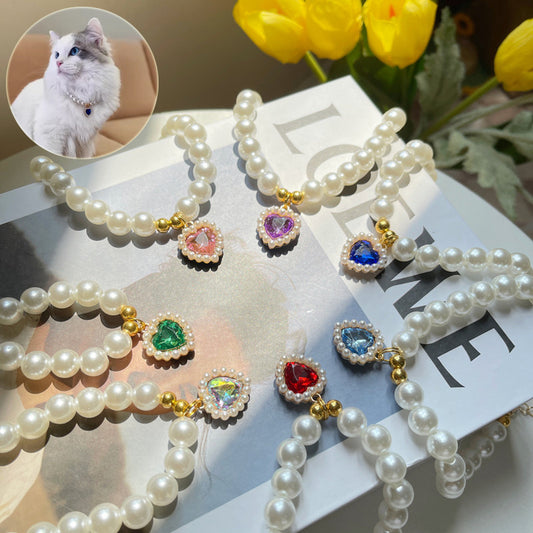 Collar retro de perlas y corazón para mascotas